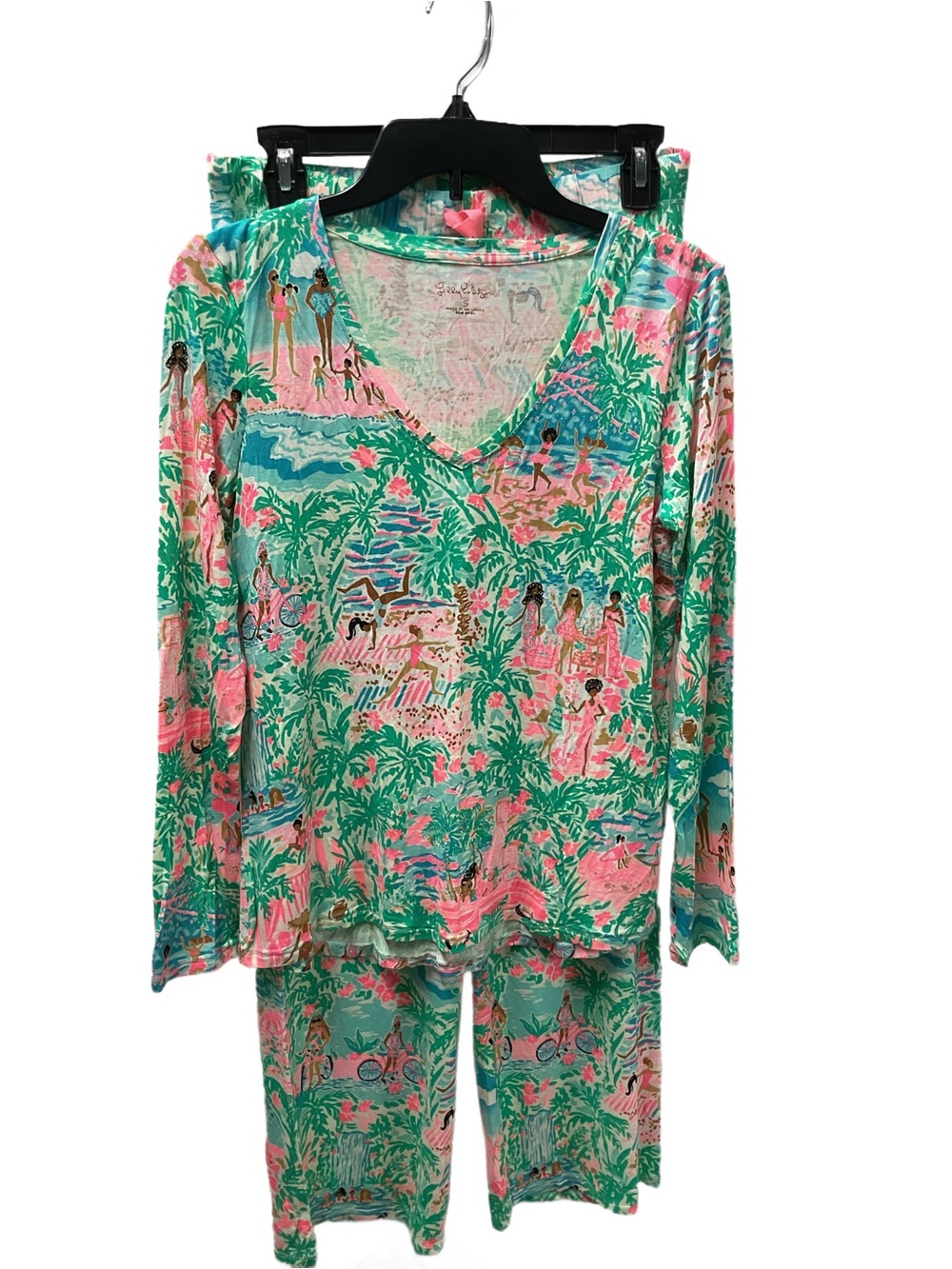 NWOT Lilly Pulitzer Tropical Print Long Sleeve Pajama Set